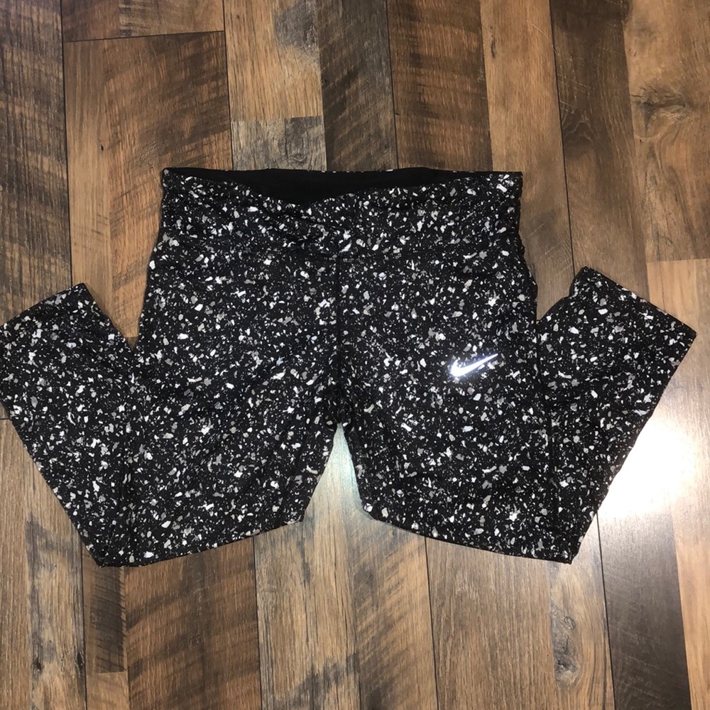 Nike Dri-Fit Capris Pants
